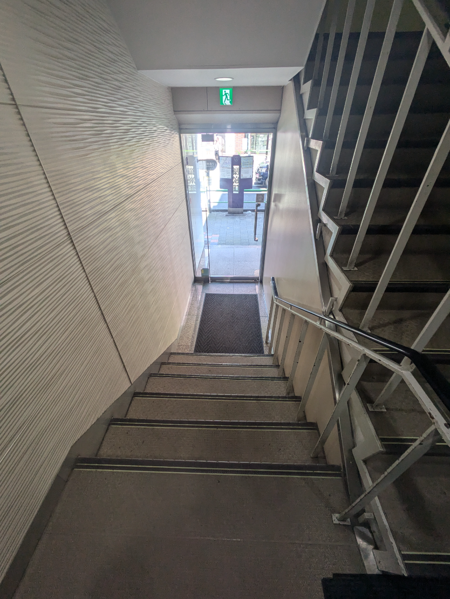 v20251003150706/fresh/building/J00100378837_9