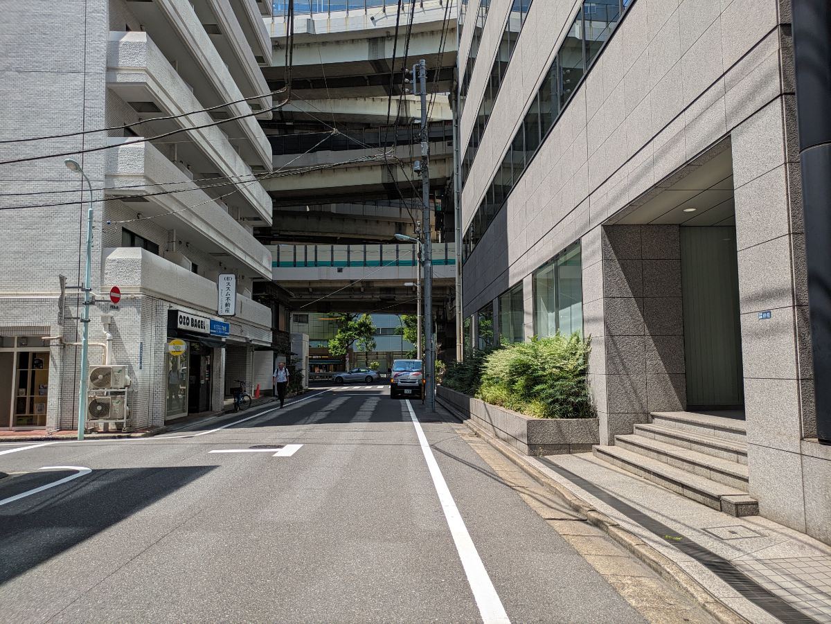 v20251003150706/fresh/building/J00100380372_20