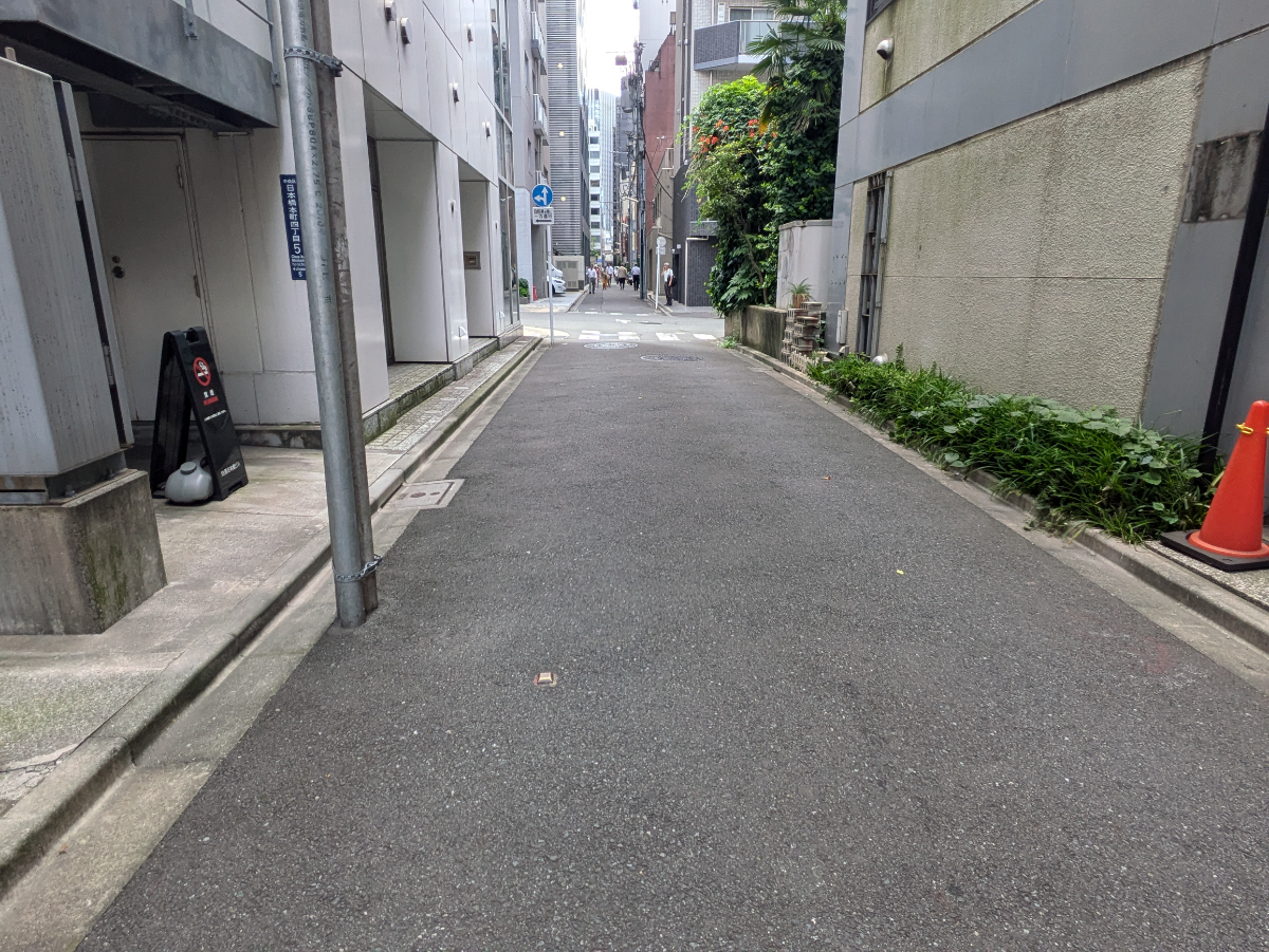 v20251003150706/fresh/building/J00100381663_13