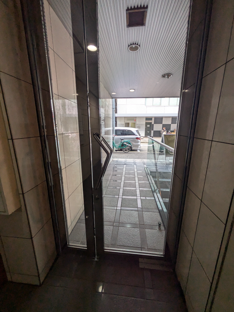 v20251003150706/fresh/building/J00100381663_9