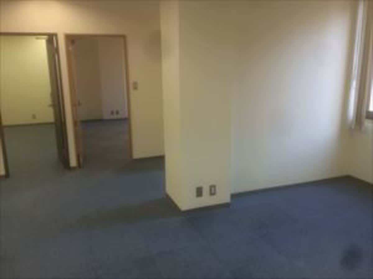 v20251003150706/fresh/building/J00100382917_5