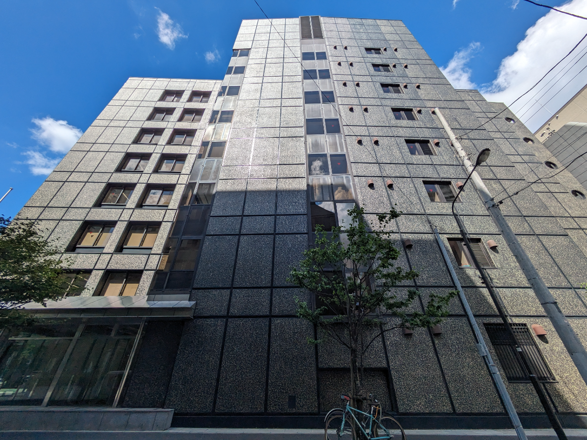 v20251003150706/fresh/building/J00100382922_8