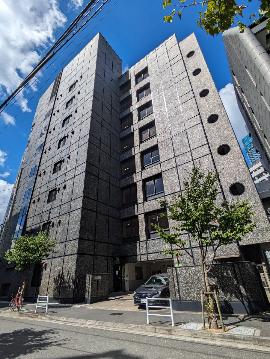 v20251003150706/fresh/building/J00100382922_9