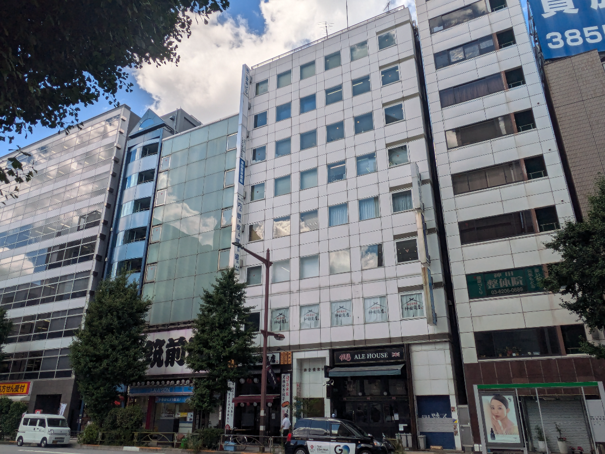 v20251003150706/fresh/building/J00100390723_5