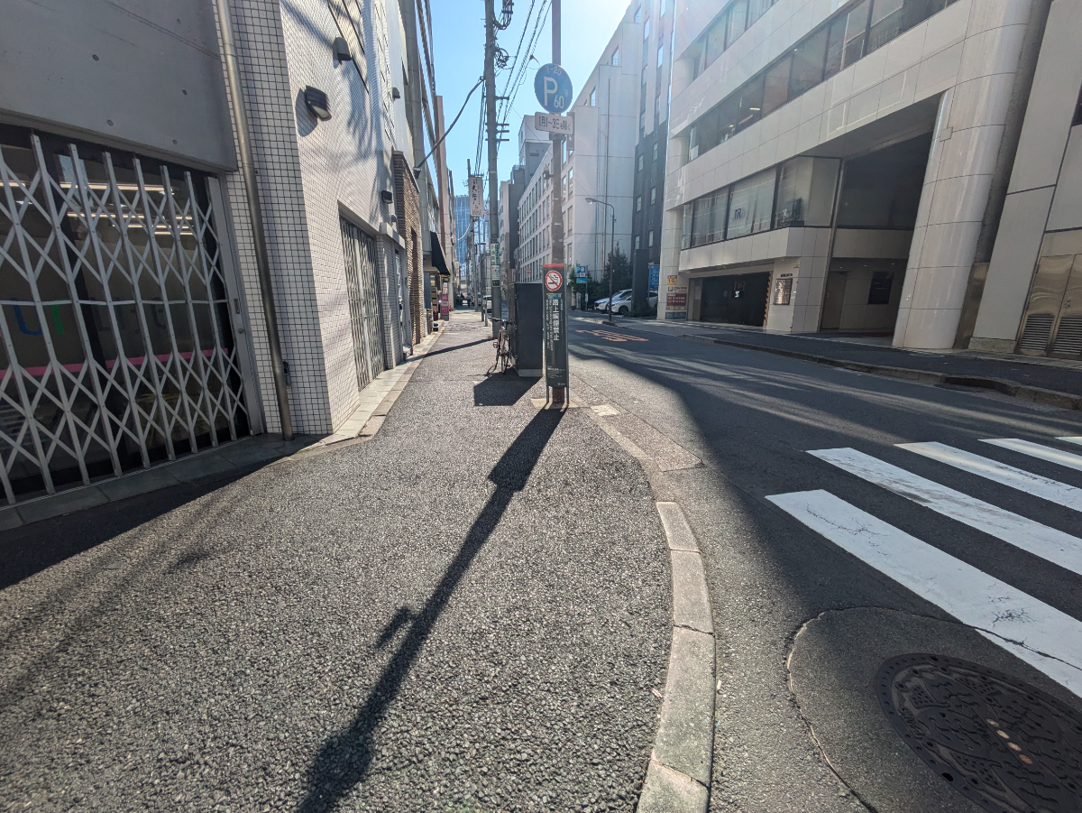 v20251003150706/fresh/building/J00100405275_11