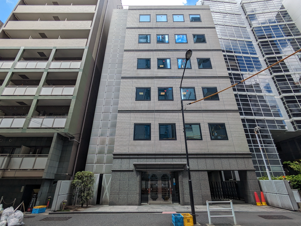 v20251003150706/fresh/building/J00100412924_6