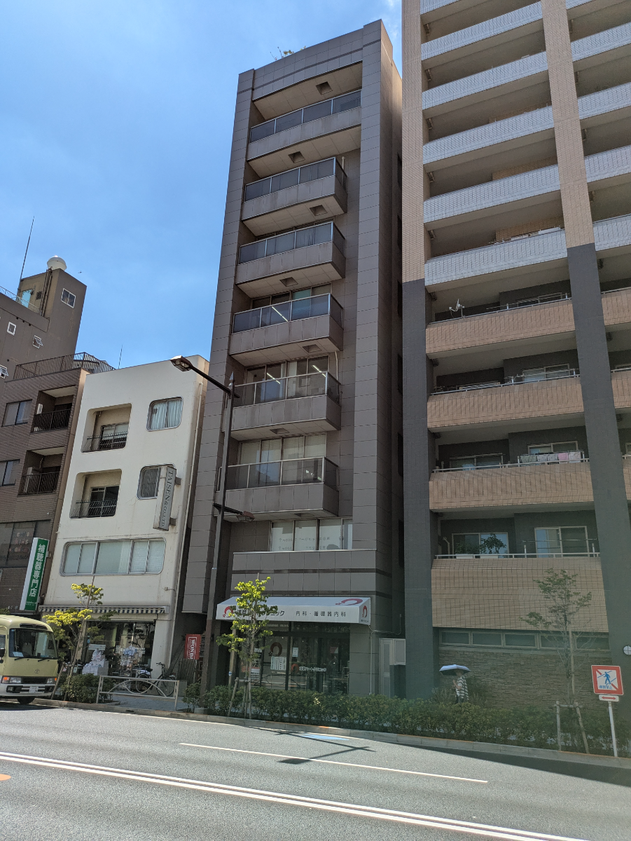 v20251003150706/fresh/building/J00100417717_8