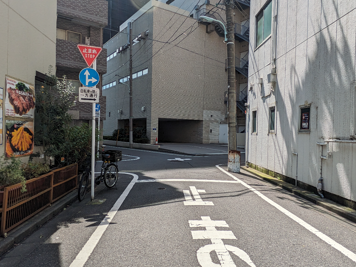v20251003150706/fresh/building/J00100512591_12