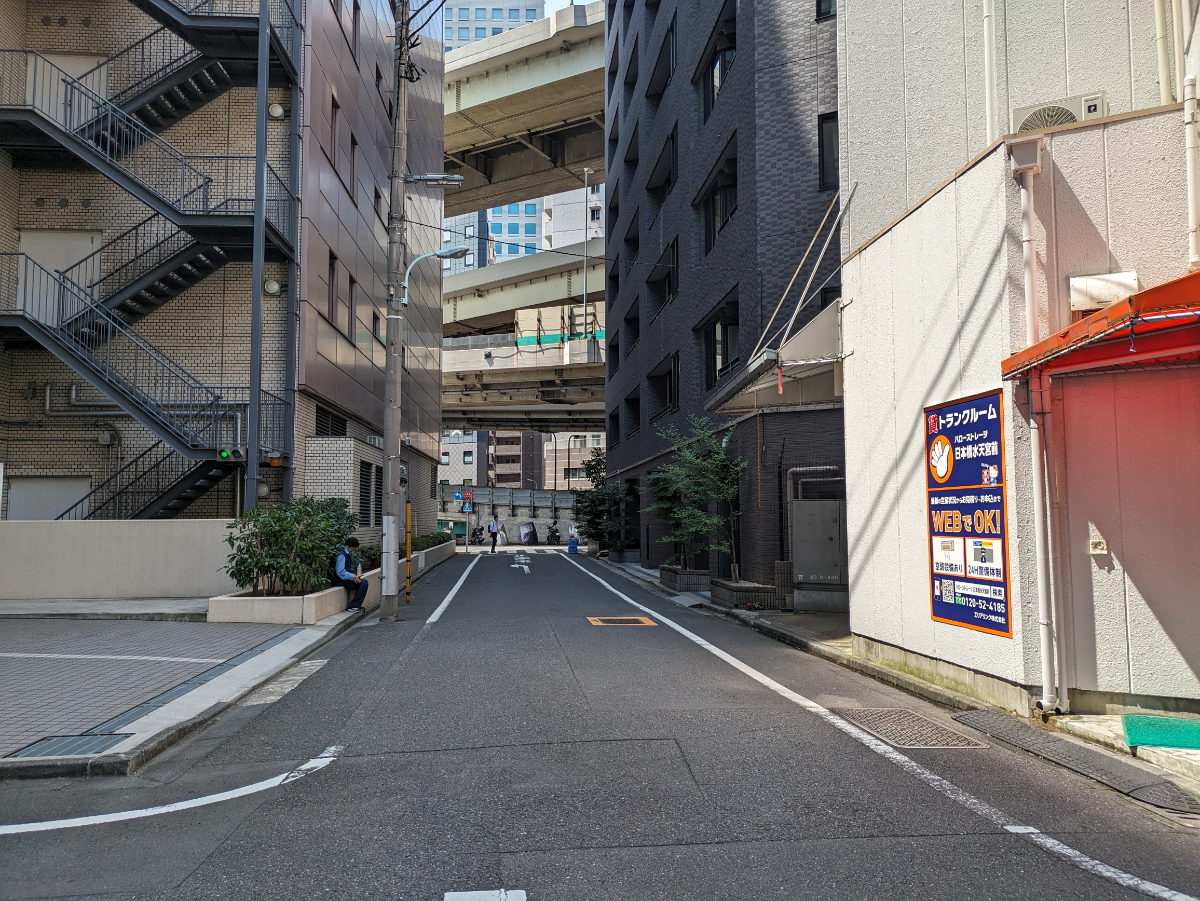v20251003150706/fresh/building/J00100512591_13