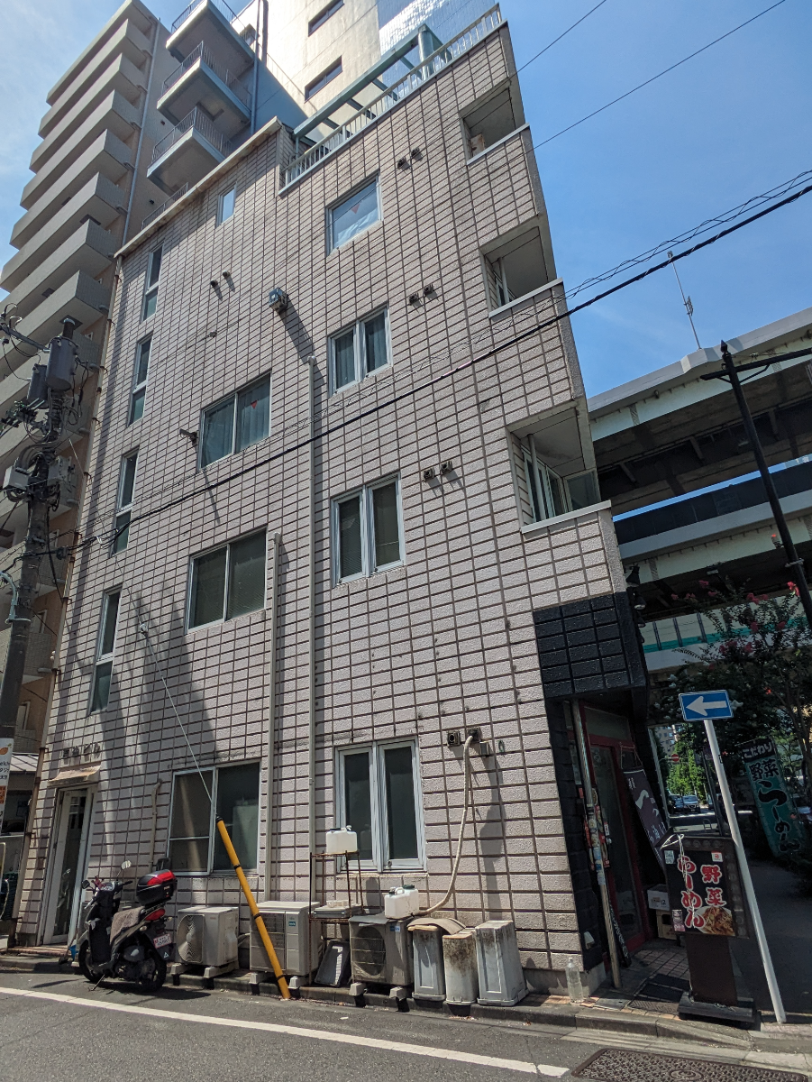 v20251003150706/fresh/building/J00100610042_7