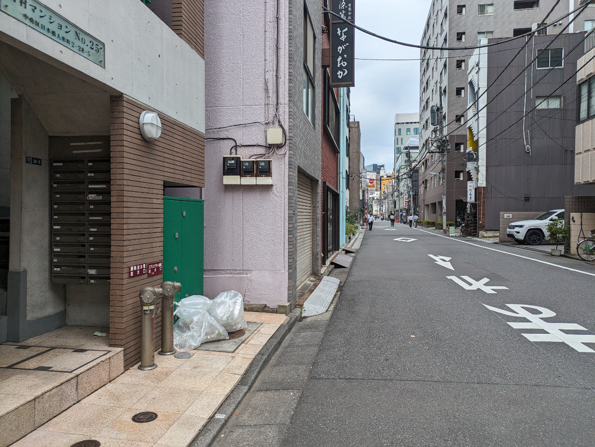 v20251006150705/fresh/building/J00100358803_12