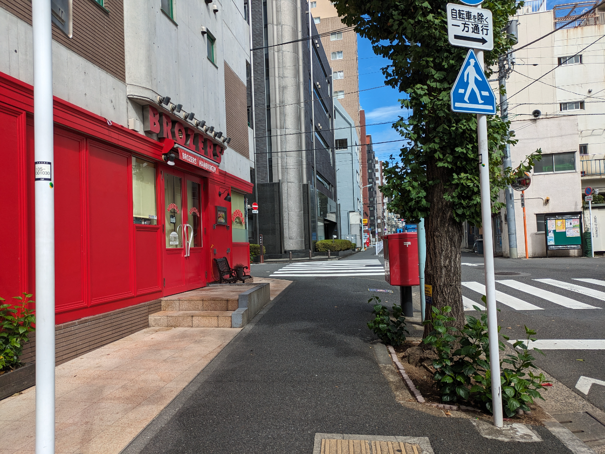v20251006150705/fresh/building/J00100358803_14
