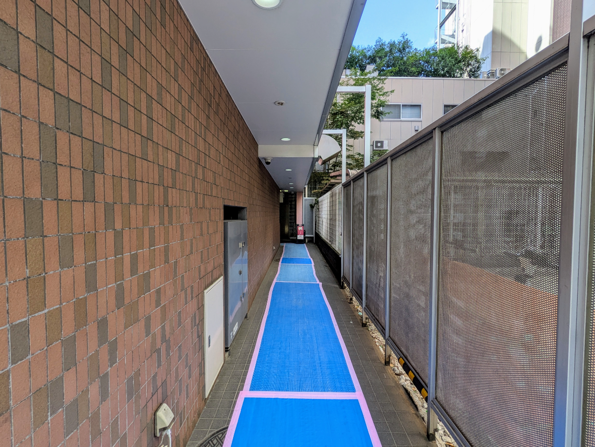 v20251006150705/fresh/building/J00100363100_8