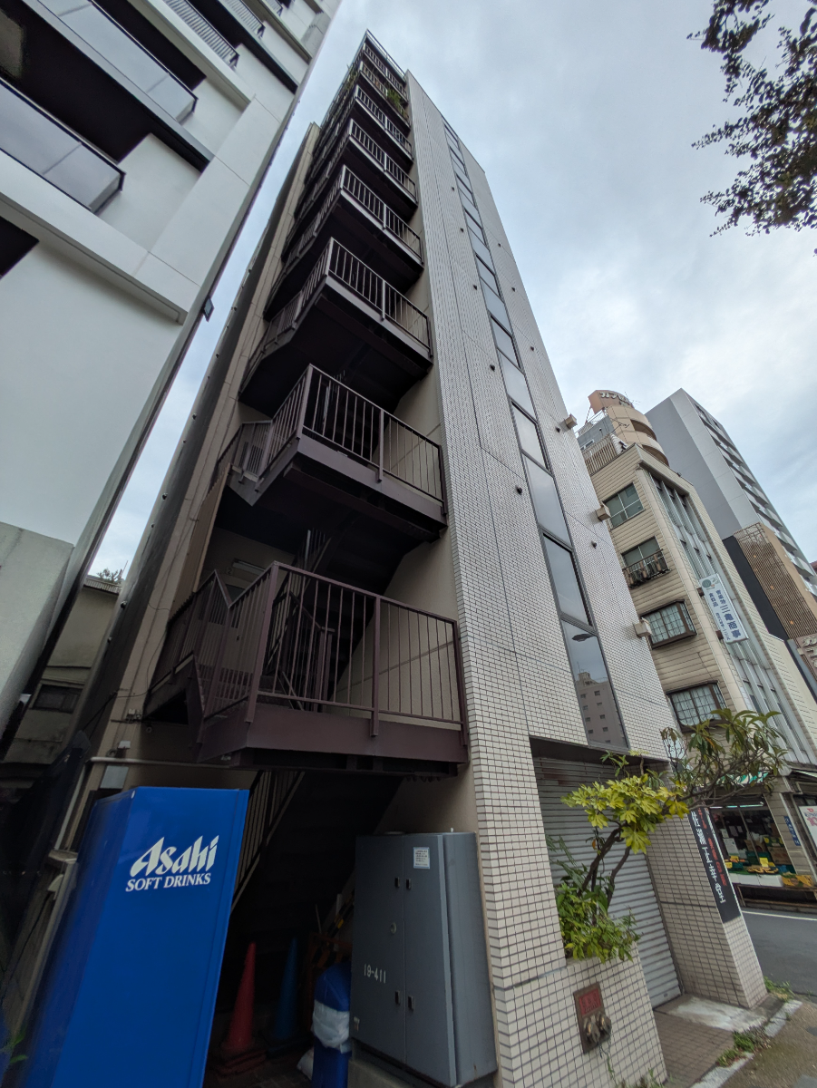 v20251006150705/fresh/building/J00100365093_8