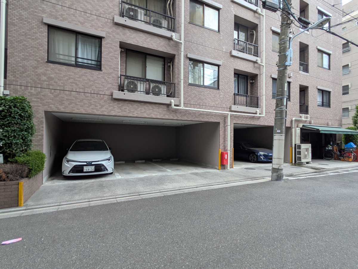 v20251006150705/fresh/building/J00100367393_11