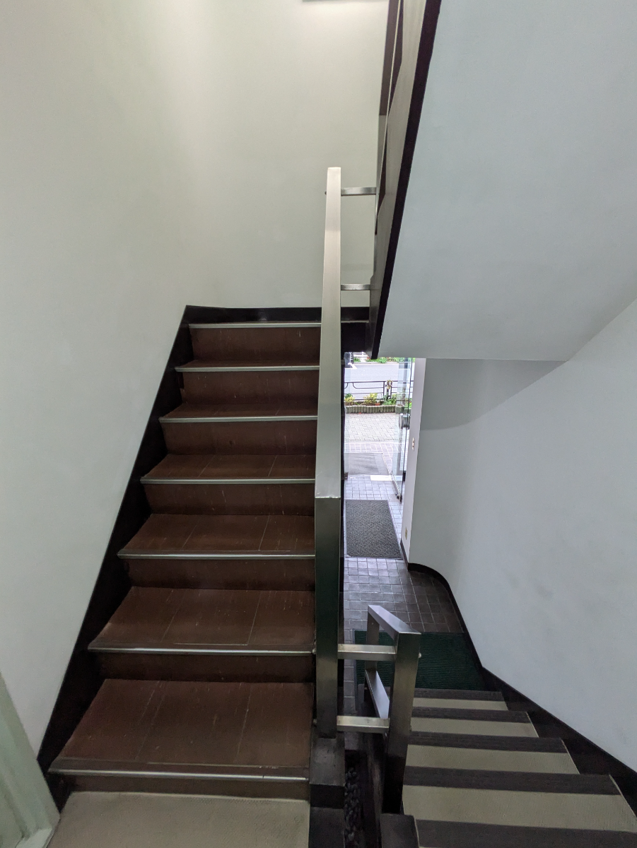 v20251006150705/fresh/building/J00100369832_14