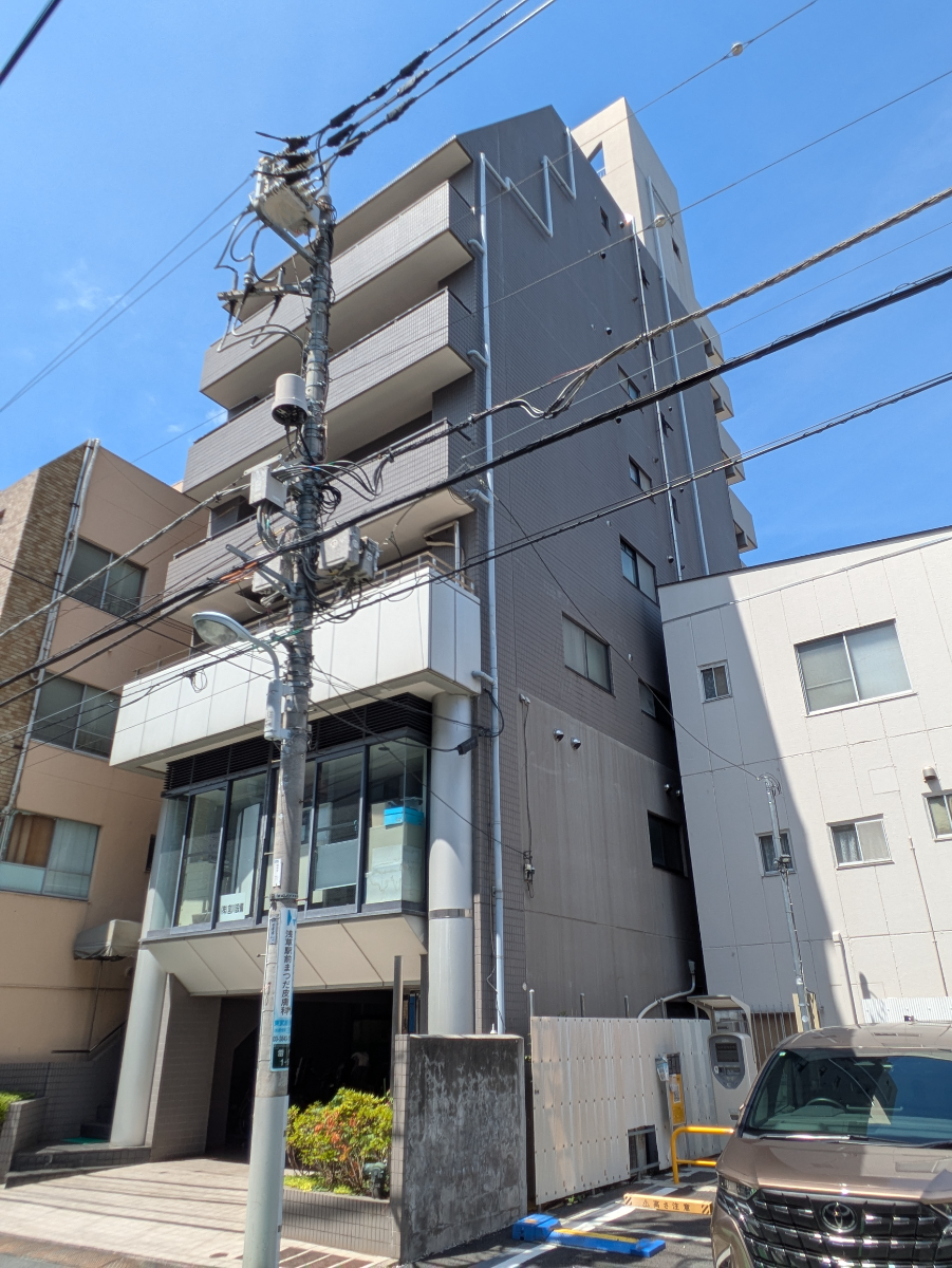 v20251006150705/fresh/building/J00100372032_5