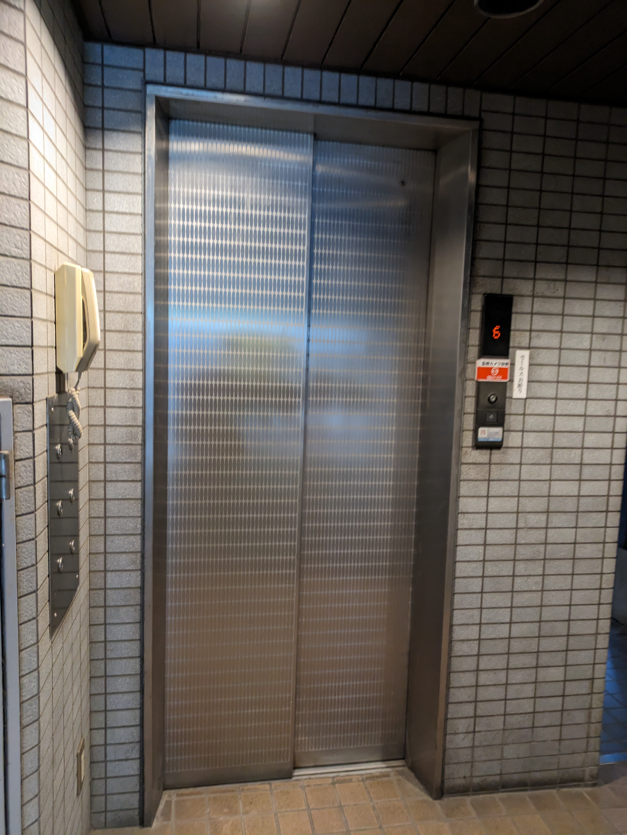 v20251006150705/fresh/building/J00100375867_4