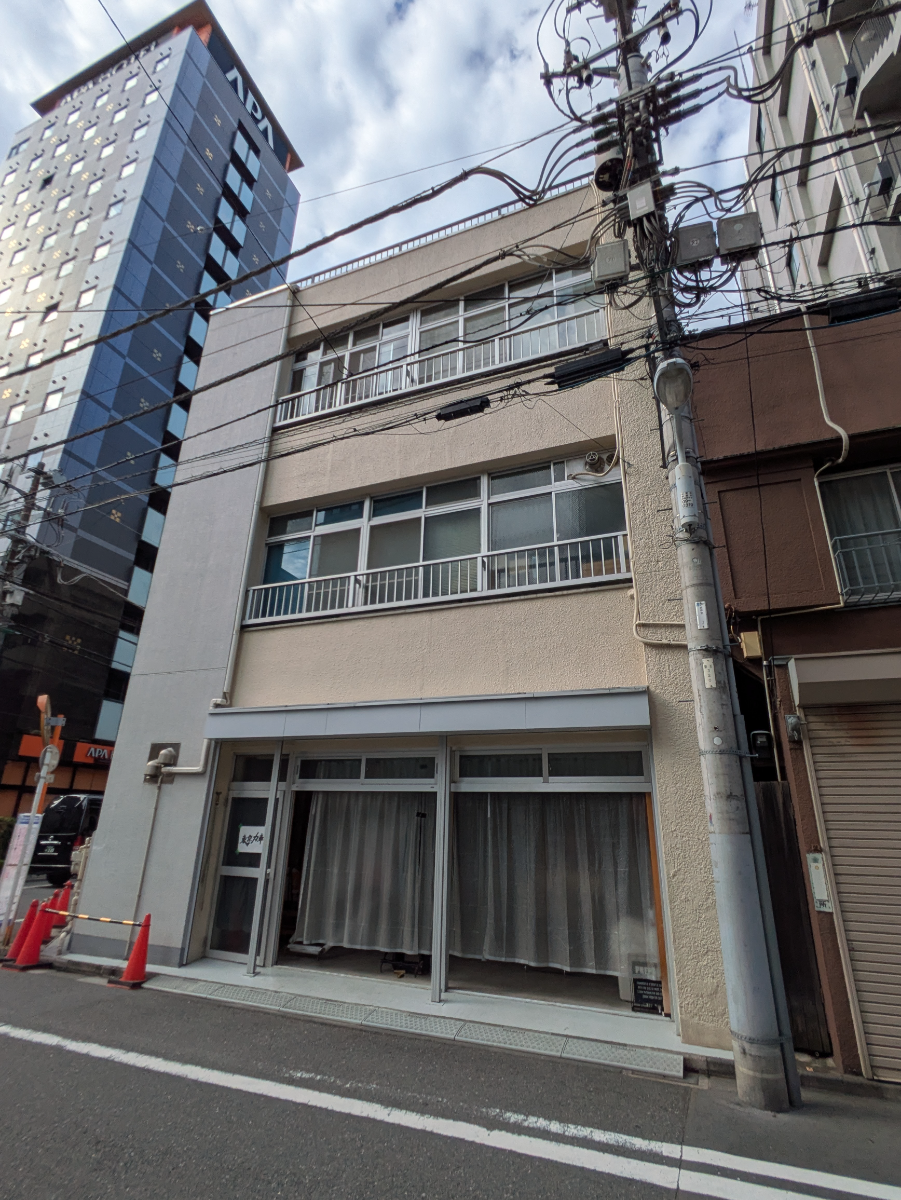 v20251006150705/fresh/building/J00100379128_5