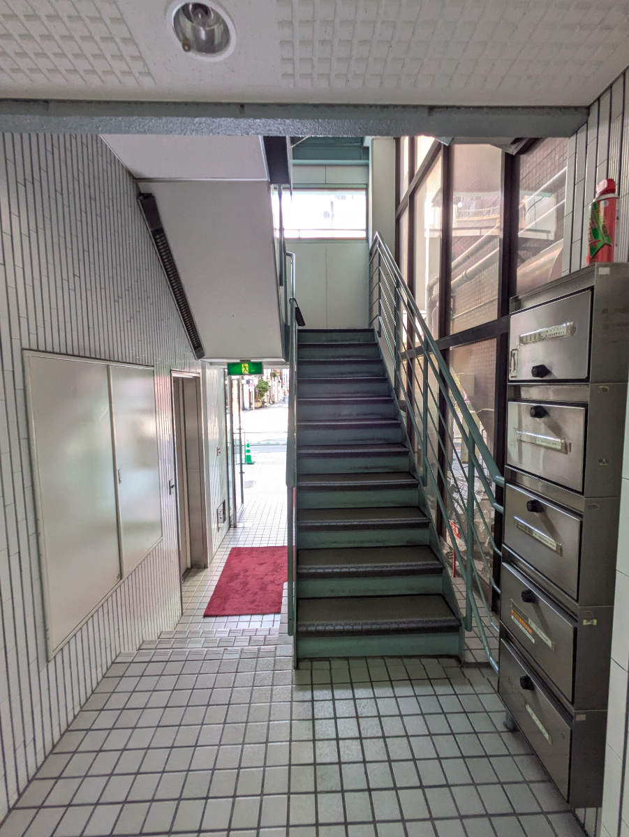 v20251006150705/fresh/building/J00100379149_14