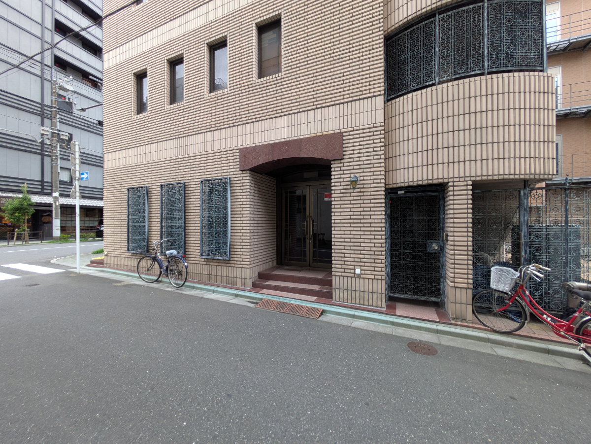 v20251006150705/fresh/building/J00100379160_13