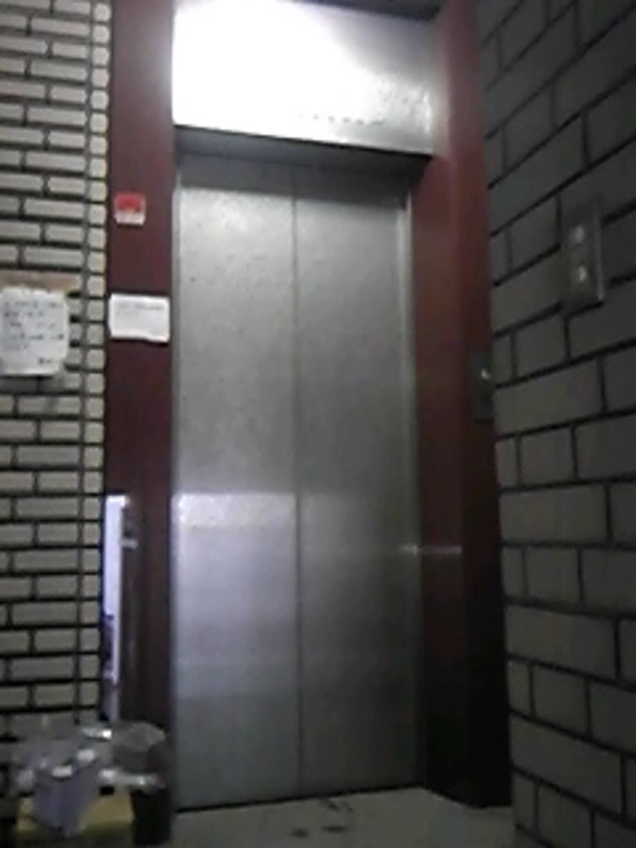 v20251006150705/fresh/building/J00100379160_4