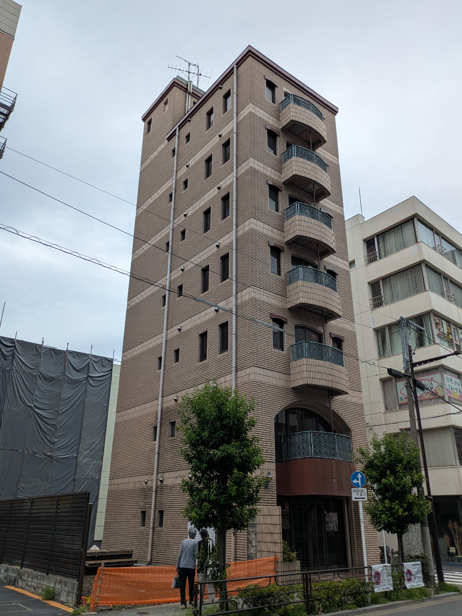 v20251006150705/fresh/building/J00100379160_5