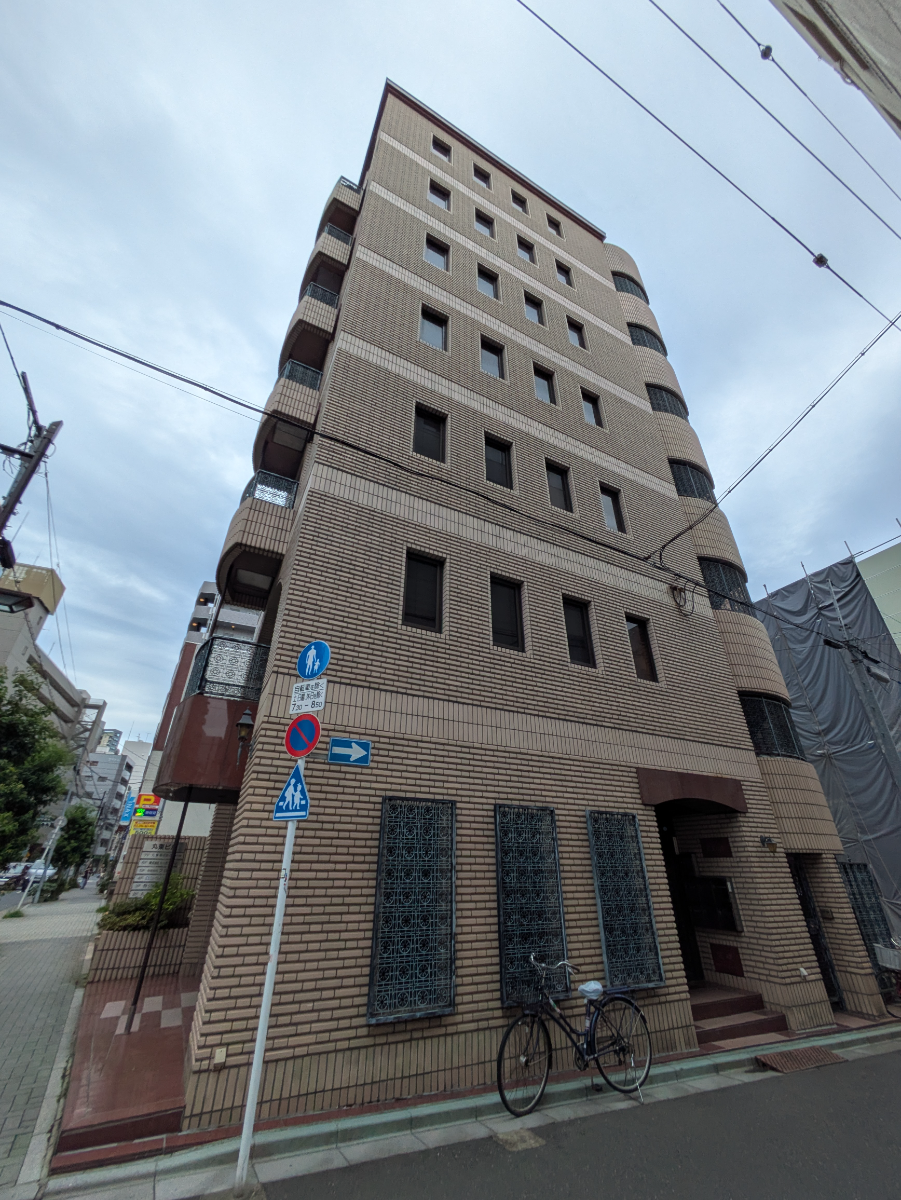v20251006150705/fresh/building/J00100379160_8