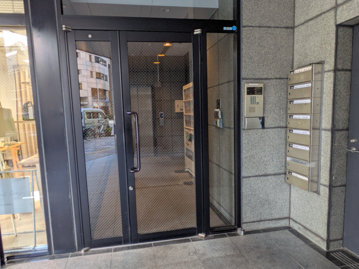 v20251006150705/fresh/building/J00100379335_10