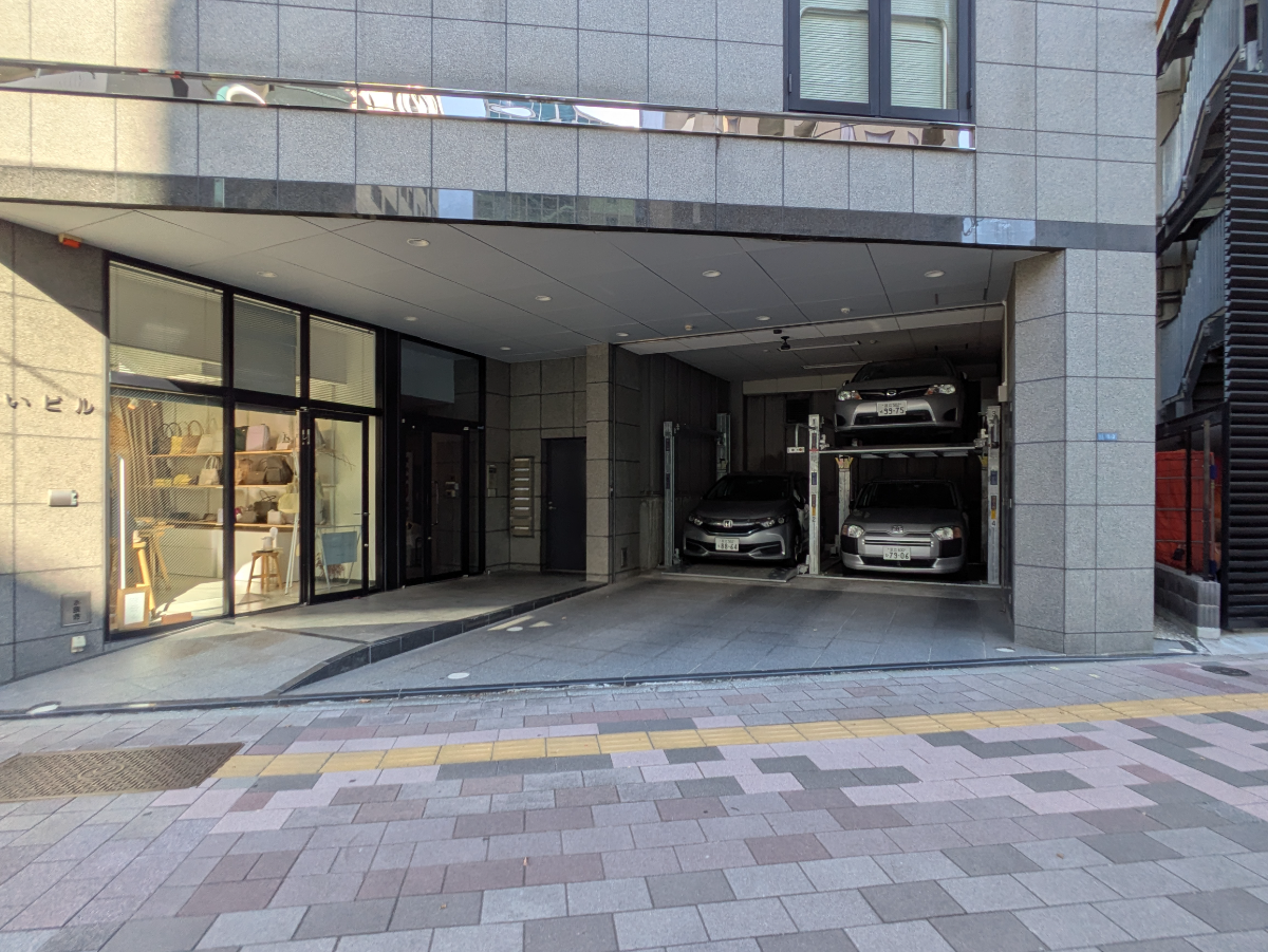 v20251006150705/fresh/building/J00100379335_3