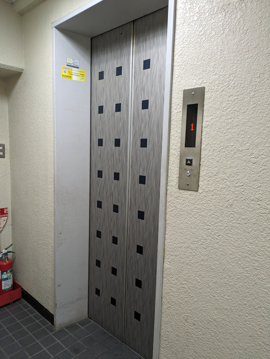 v20251006150705/fresh/building/J00100382197_4