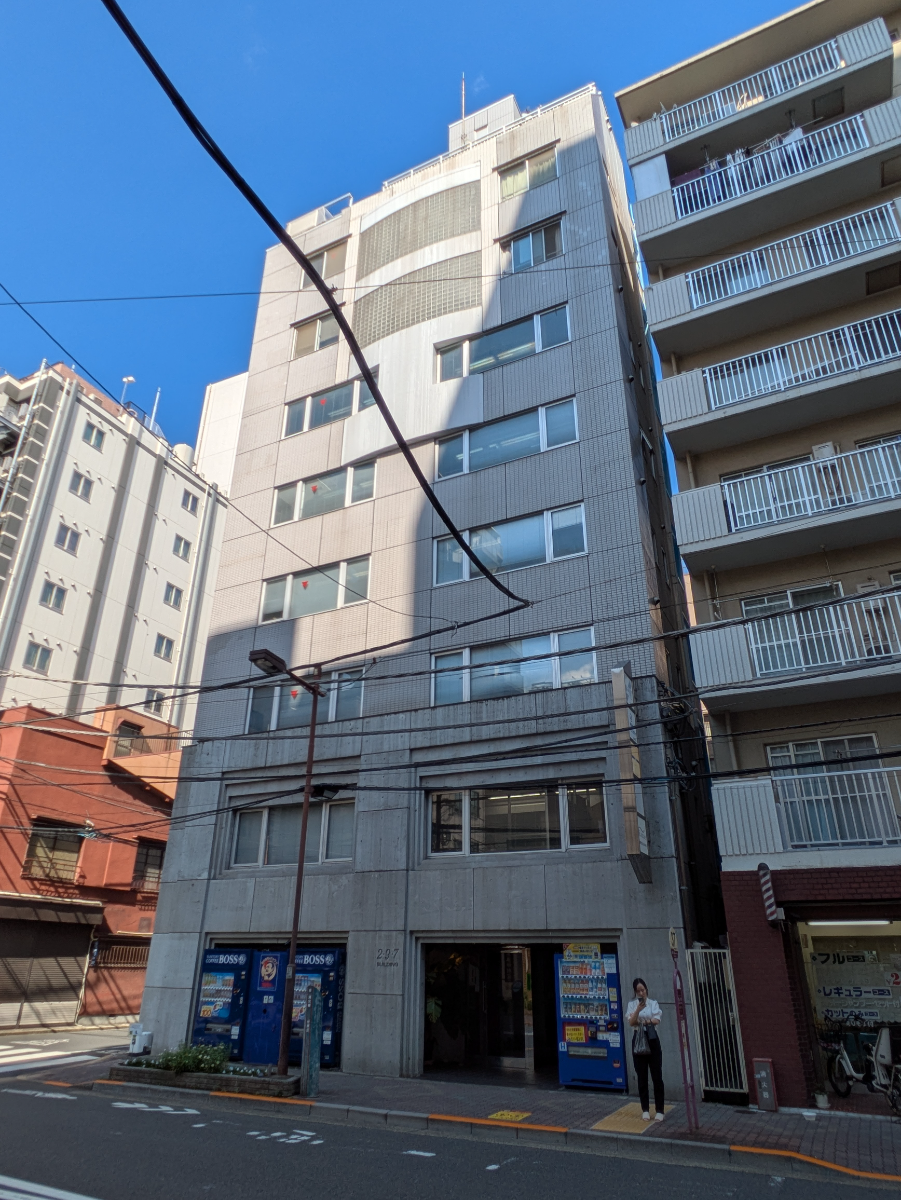 v20251006150705/fresh/building/J00100389691_9