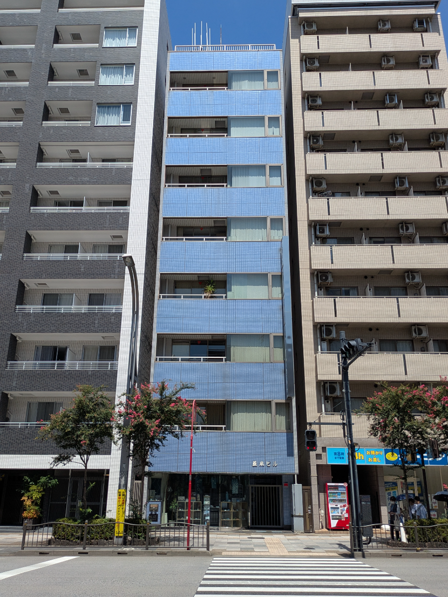 v20251006150705/fresh/building/J00100389844_1