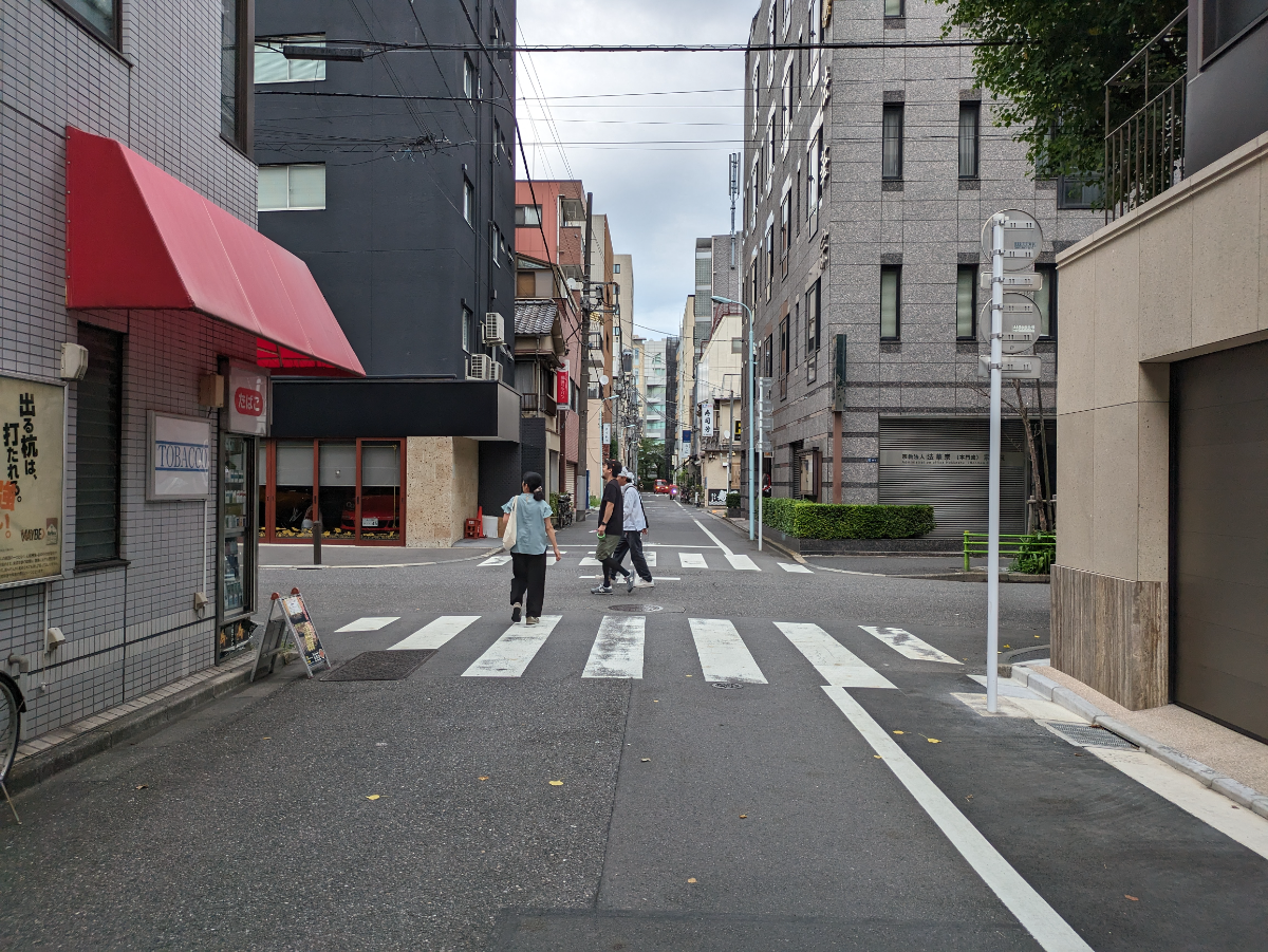 v20251006150705/fresh/building/J00100390169_12