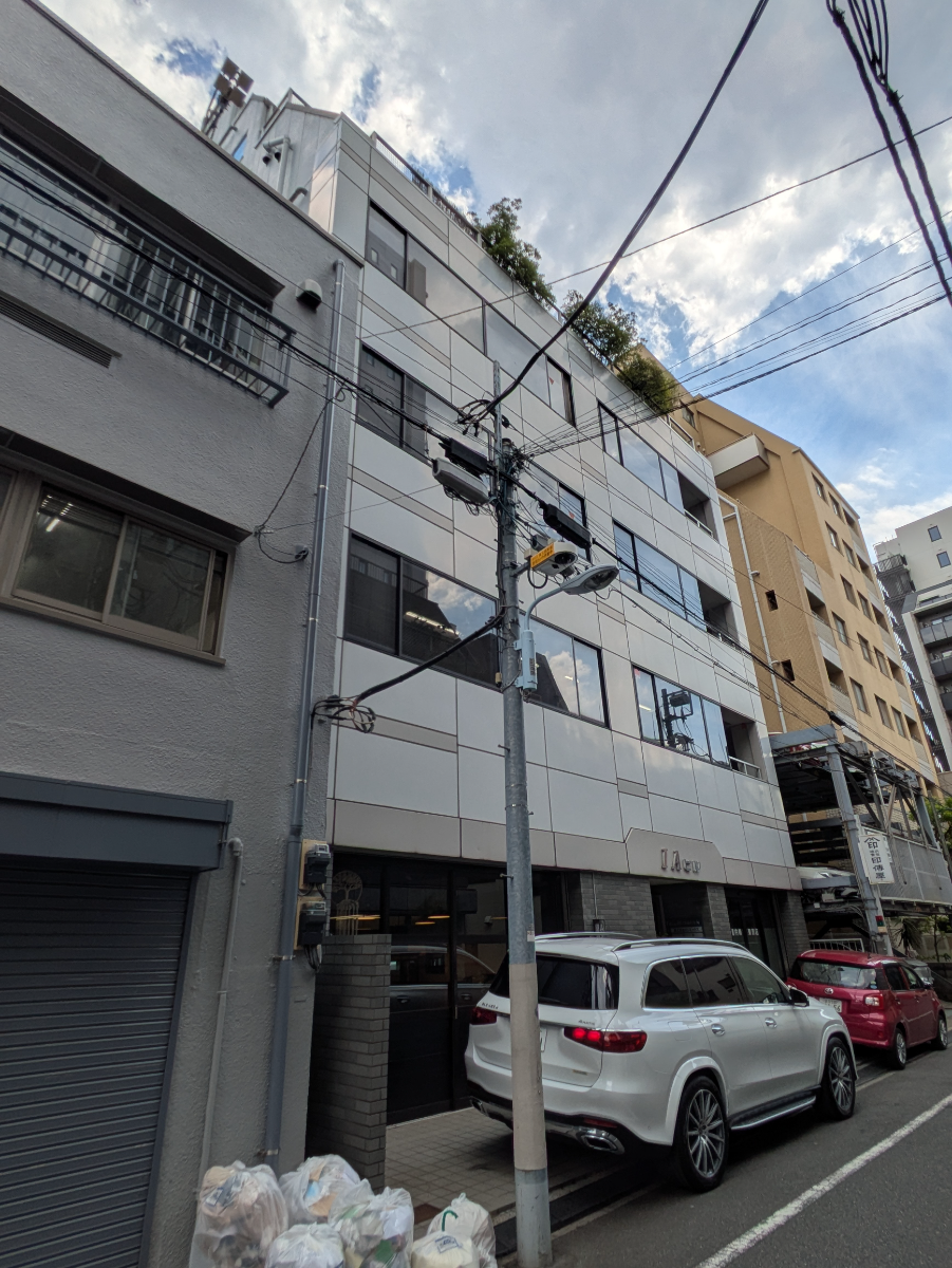 v20251006150705/fresh/building/J00100393069_5
