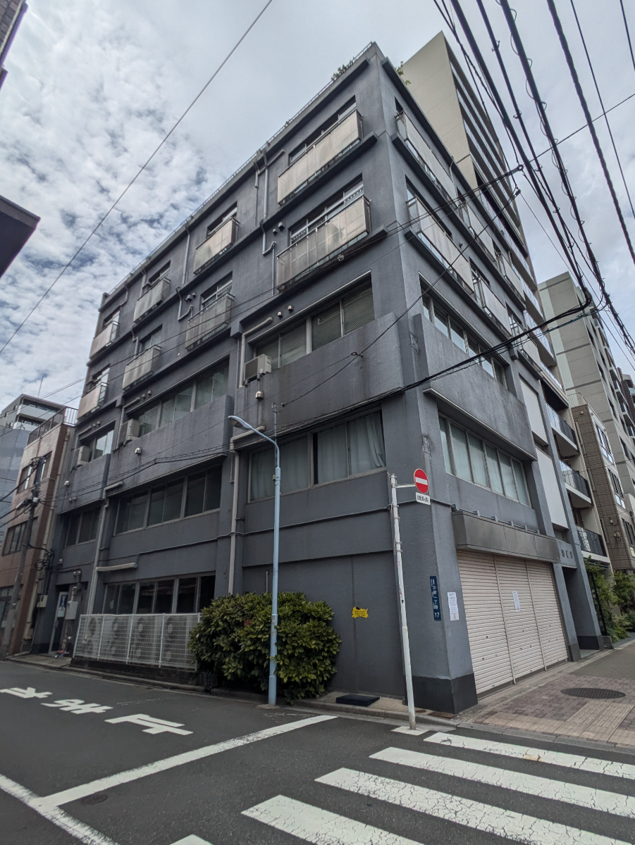 v20251006150705/fresh/building/J00100395212_13