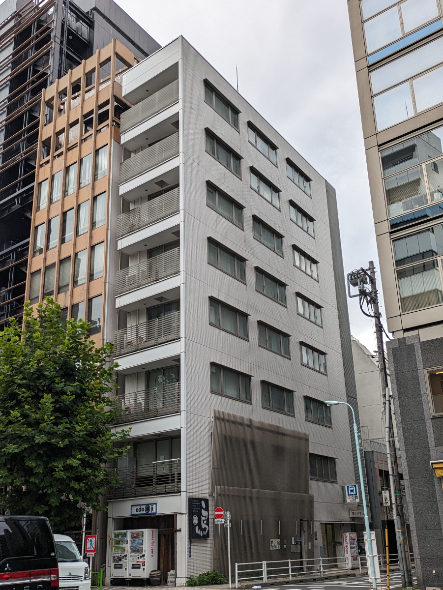 v20251006150705/fresh/building/J00100395977_7