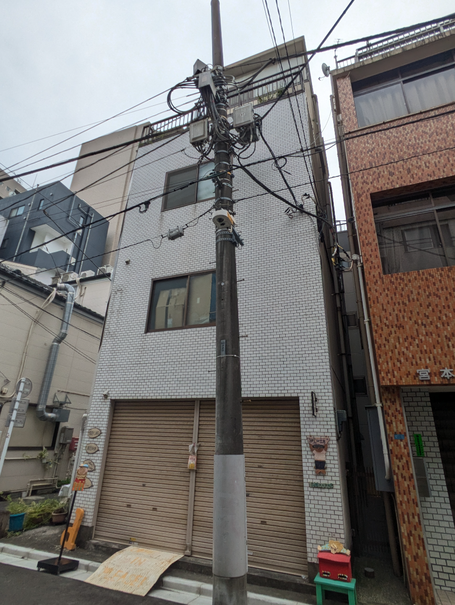 v20251006150705/fresh/building/J00100404751_5
