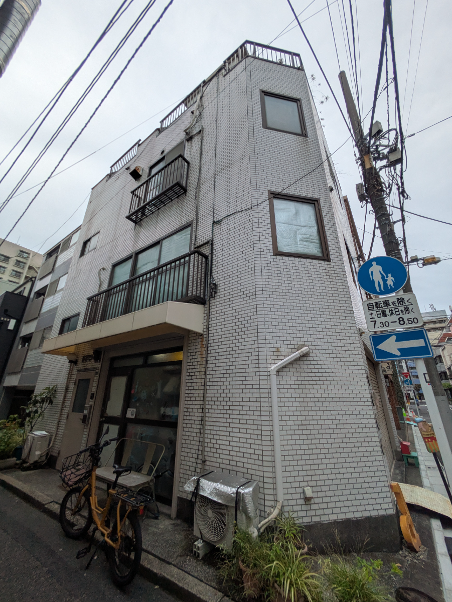 v20251006150705/fresh/building/J00100404751_8
