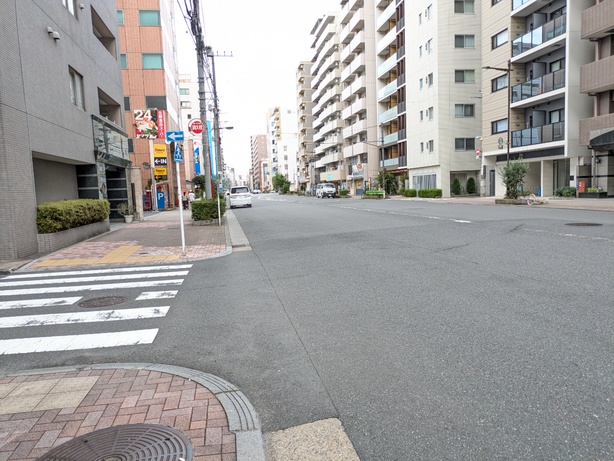 v20251006150705/fresh/building/J00100404968_2