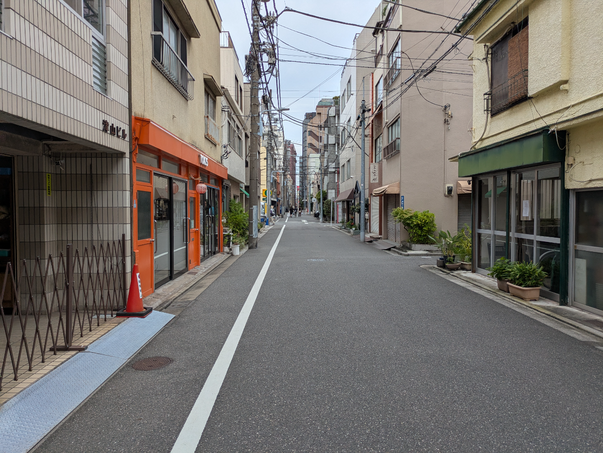v20251006150705/fresh/building/J00100408245_2