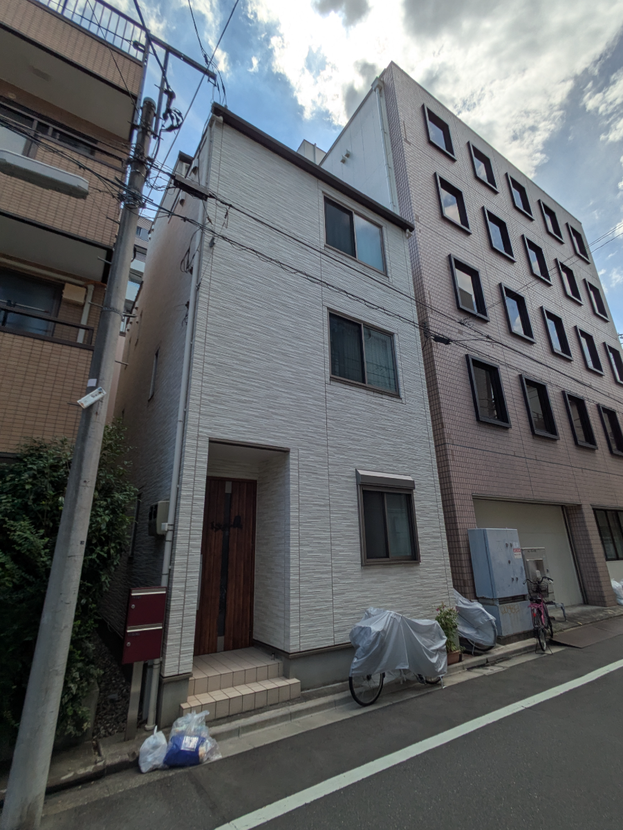 v20251006150705/fresh/building/J00100408528_5