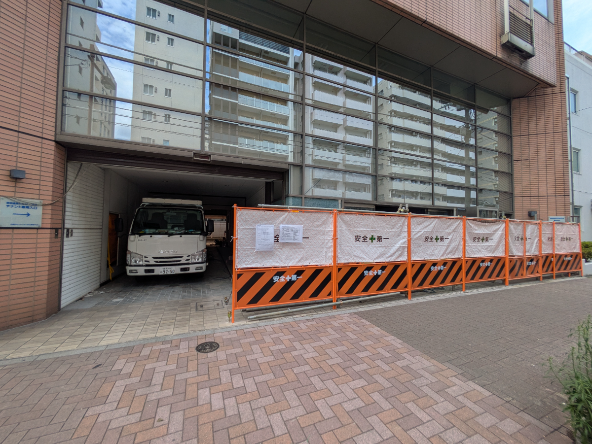 v20251006150705/fresh/building/J00100412168_9