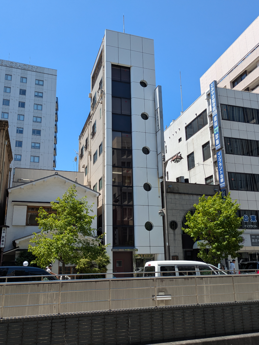 v20251006150705/fresh/building/J00100419072_6