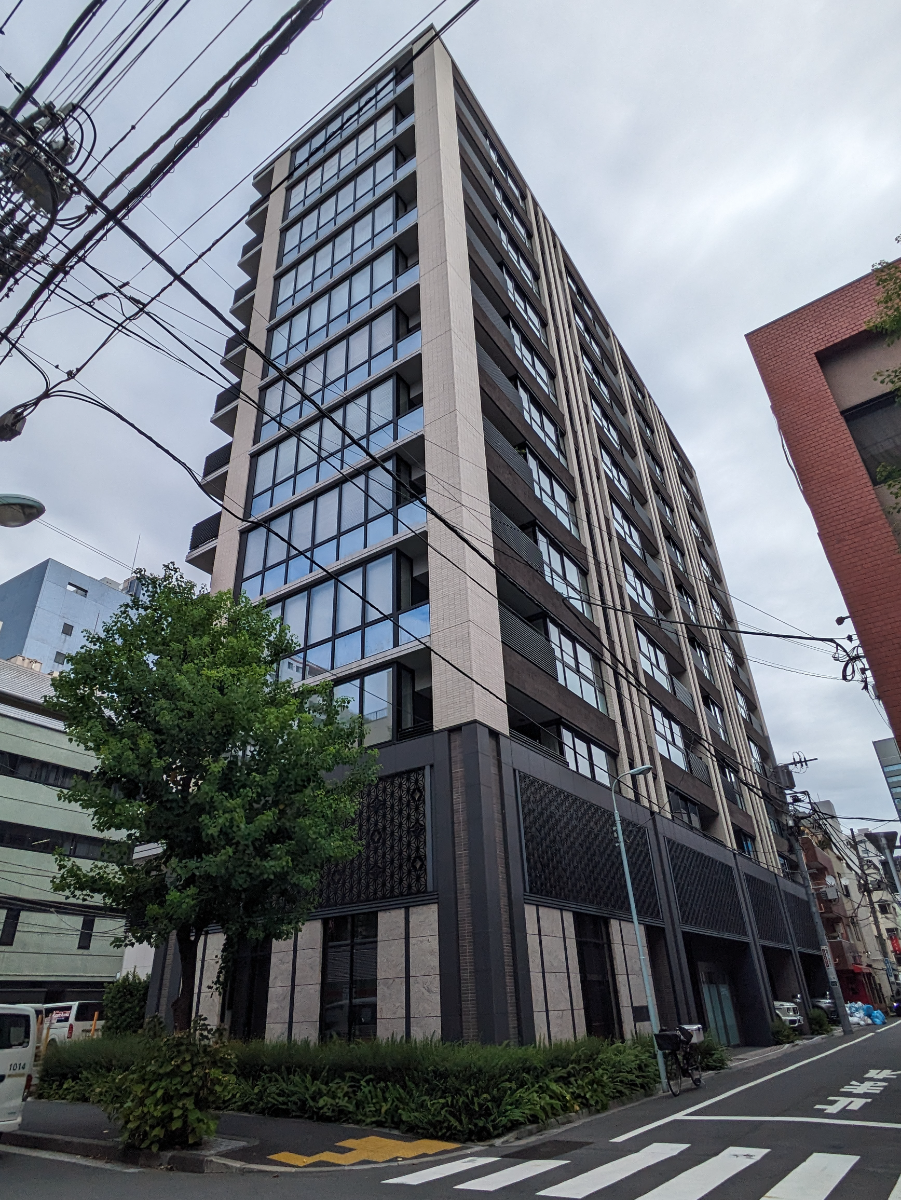 v20251006150705/fresh/building/J00100483200_4