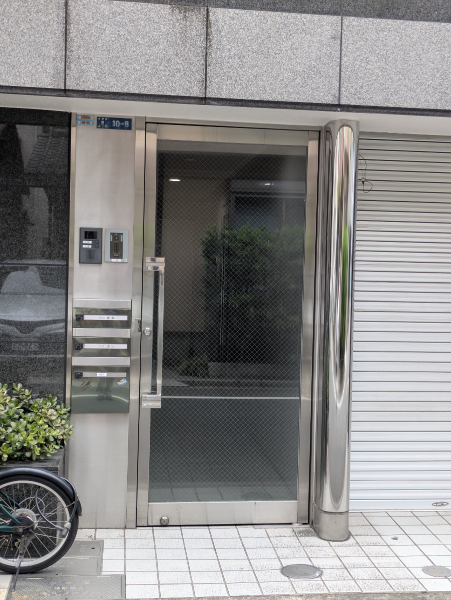 v20251006150705/fresh/building/J00100513977_3