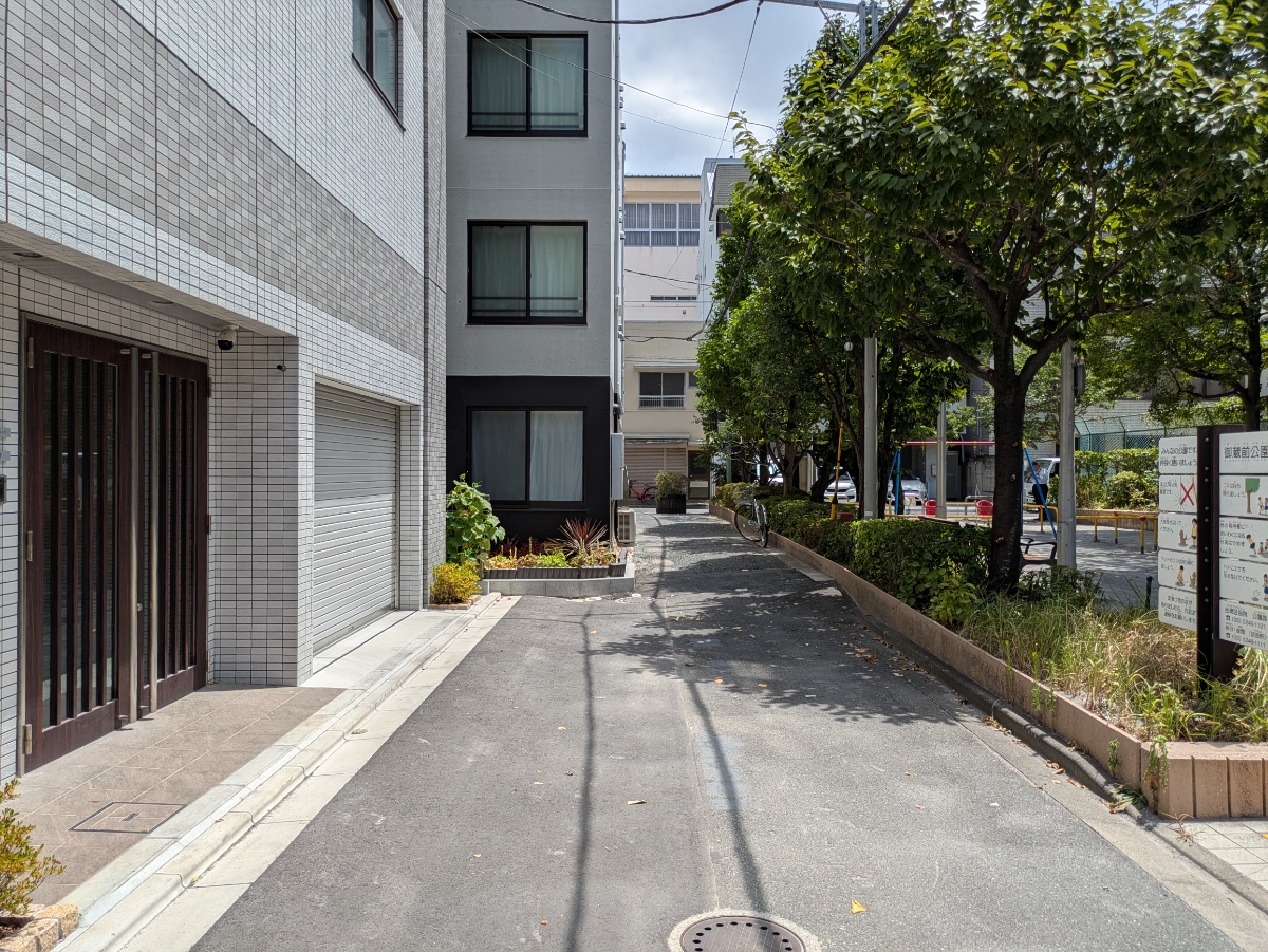 v20251006150705/fresh/building/J00100608253_10