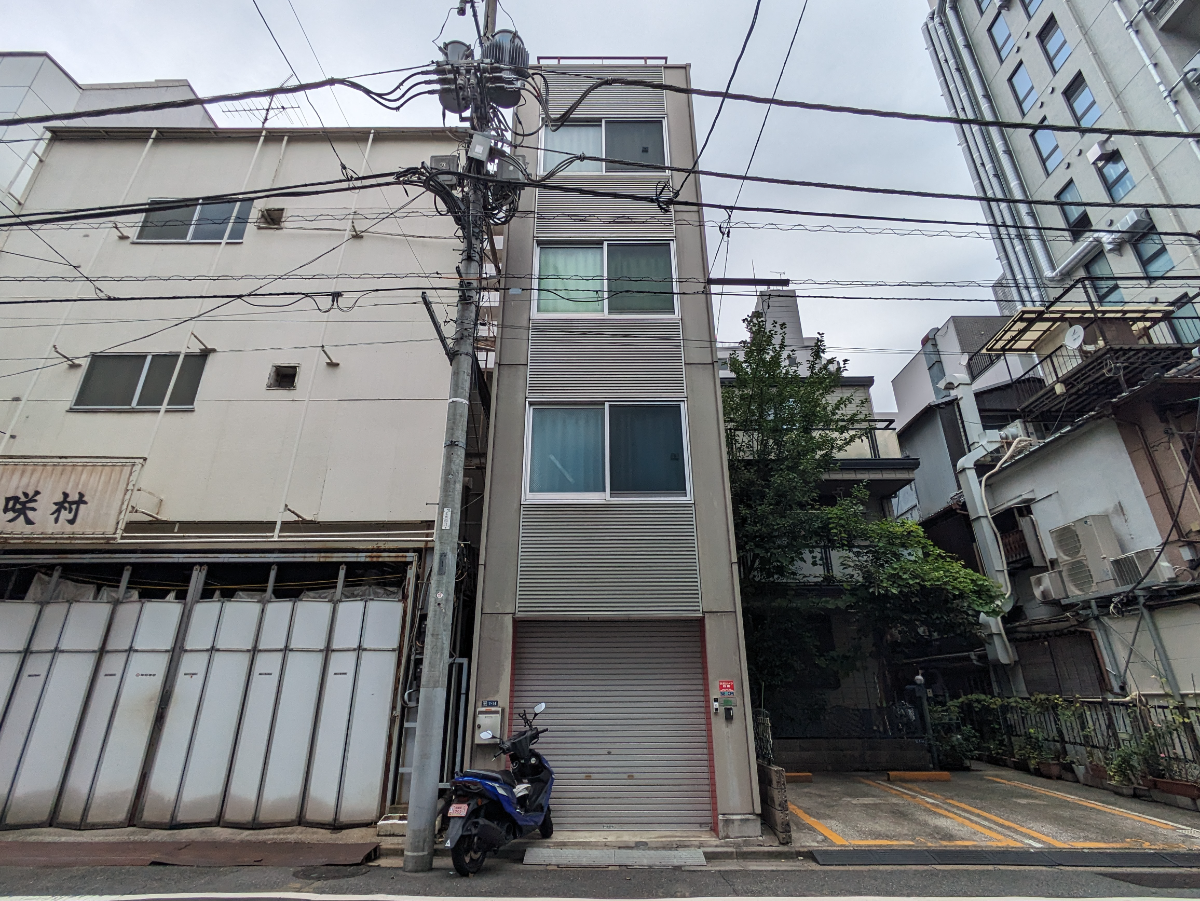 v20251006150705/fresh/building/J00100611987_6