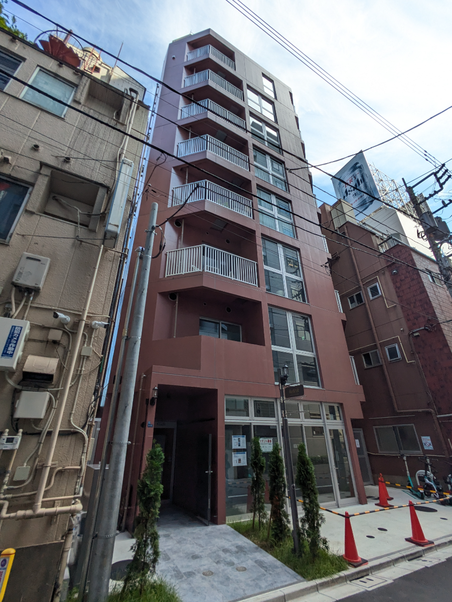 v20251006150705/fresh/building/J00100633451_7