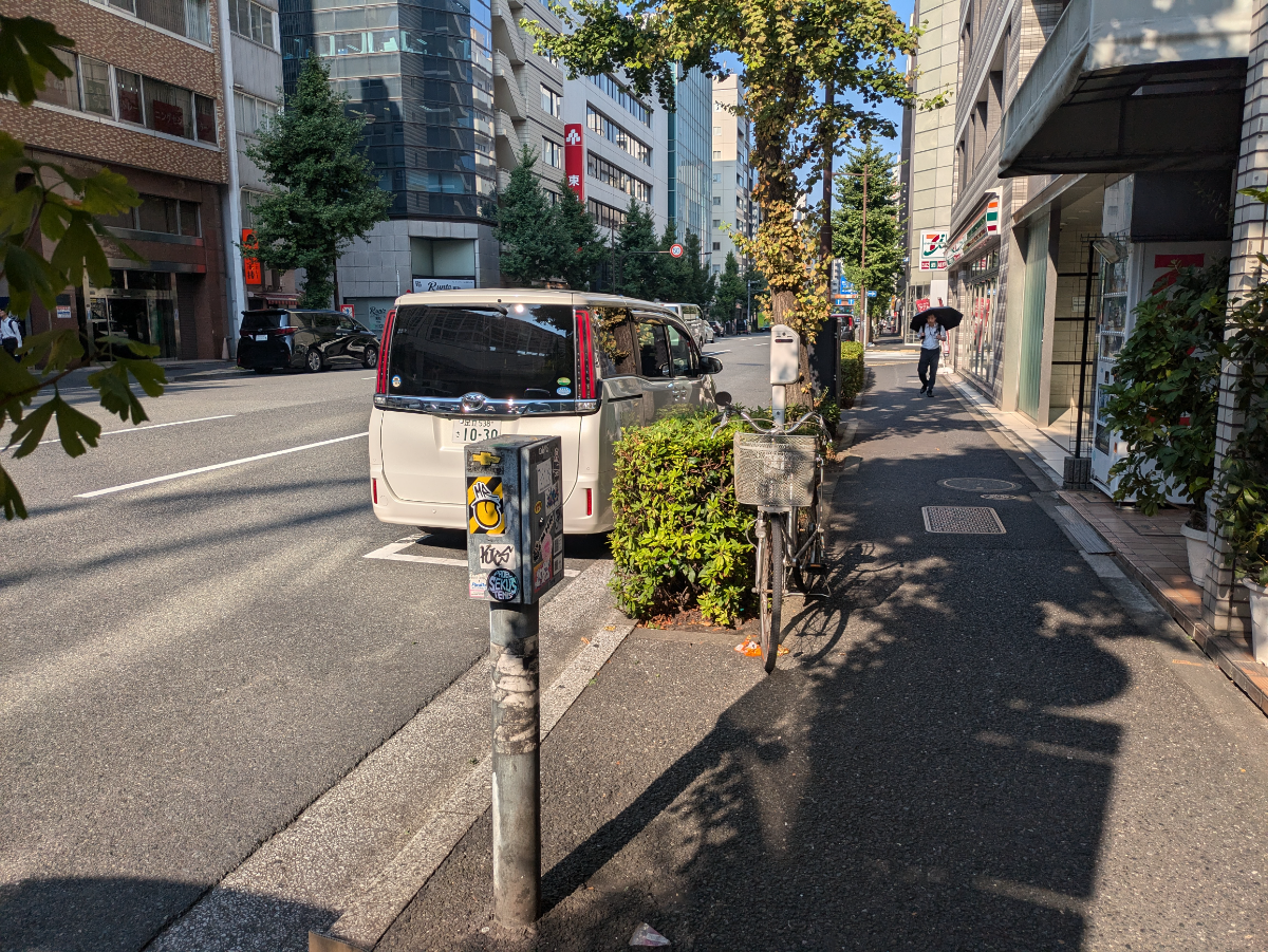 v20251007150703/fresh/building/J00100377888_2